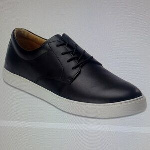 NWB Nisolo Men’s Diego Everyday Sneaker.  Size 10.5 Black